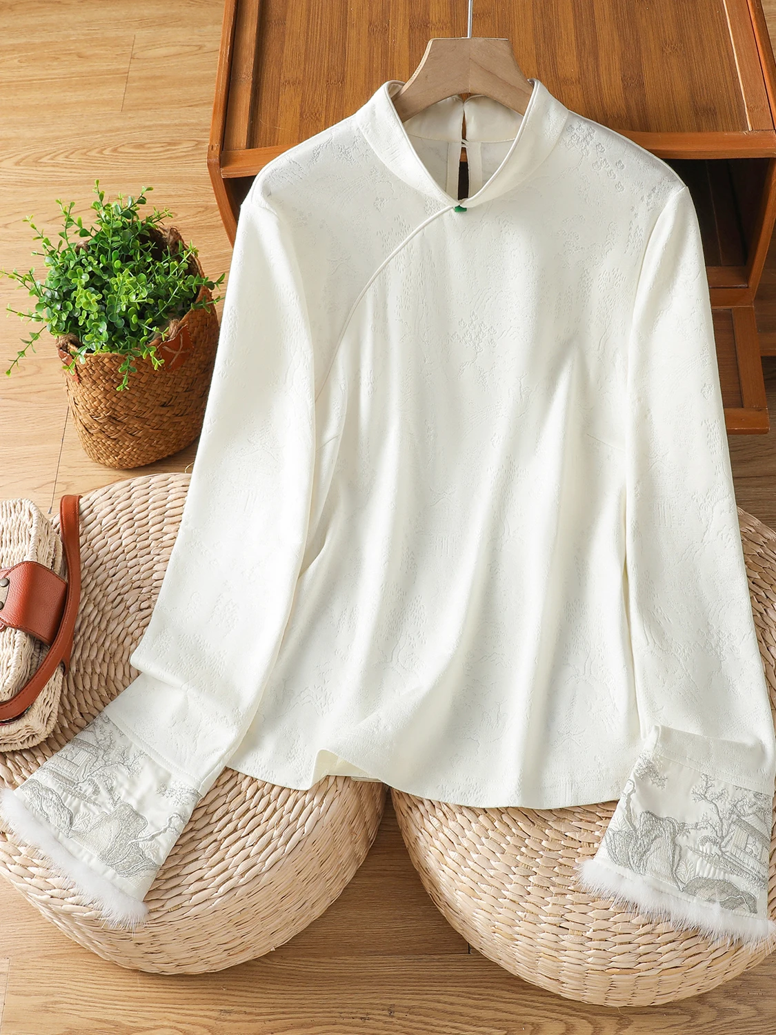 

Новая китайская блузка-топ с вышивкой, воротником-стойкой, на одной пуговице, в национальном стиле, для женщин