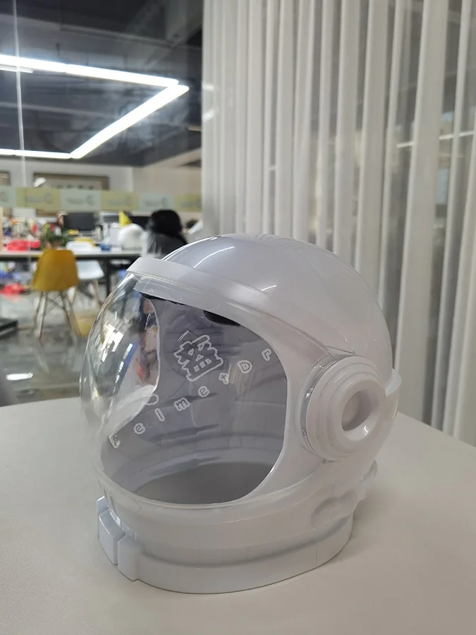 New White Transparent Astronaut Helmet Holiday Parent-Child Photoaphy Aerospace Teaching Props Model Display Cosplay Accory