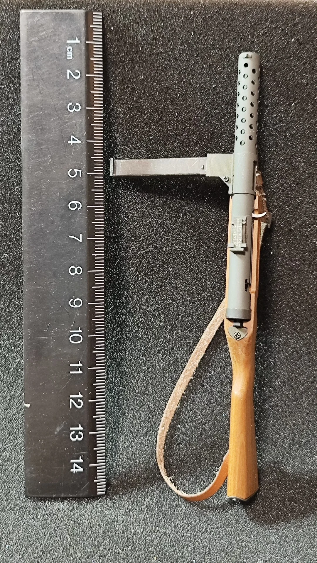 Kit modello di mitragliatrice MP28 staccabile in metallo staccabile in legno massello delle forze speciali dell'esercito rosso della Seconda Guerra Mondiale in scala 1:6