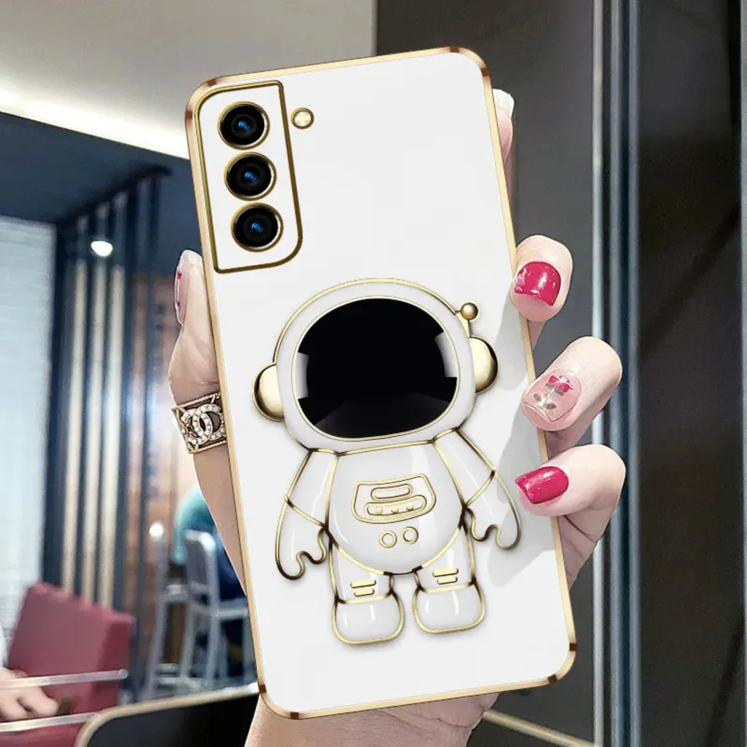 

White Stylish 3D Astronaut Phone Case for Samsung S22, S22Plus, S22Ultra, S21, S21Plus, S21Ultra, S20, S20Plus, S20Ultra, S20FE