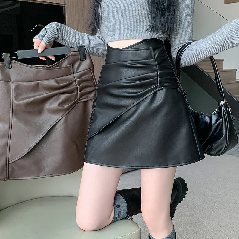 

Women Vintage Black Pu Leather Large Size Pleated Short Skirt Autumn Korean Fashion Brown High Waist Slim Sexy Party Mini Skirts