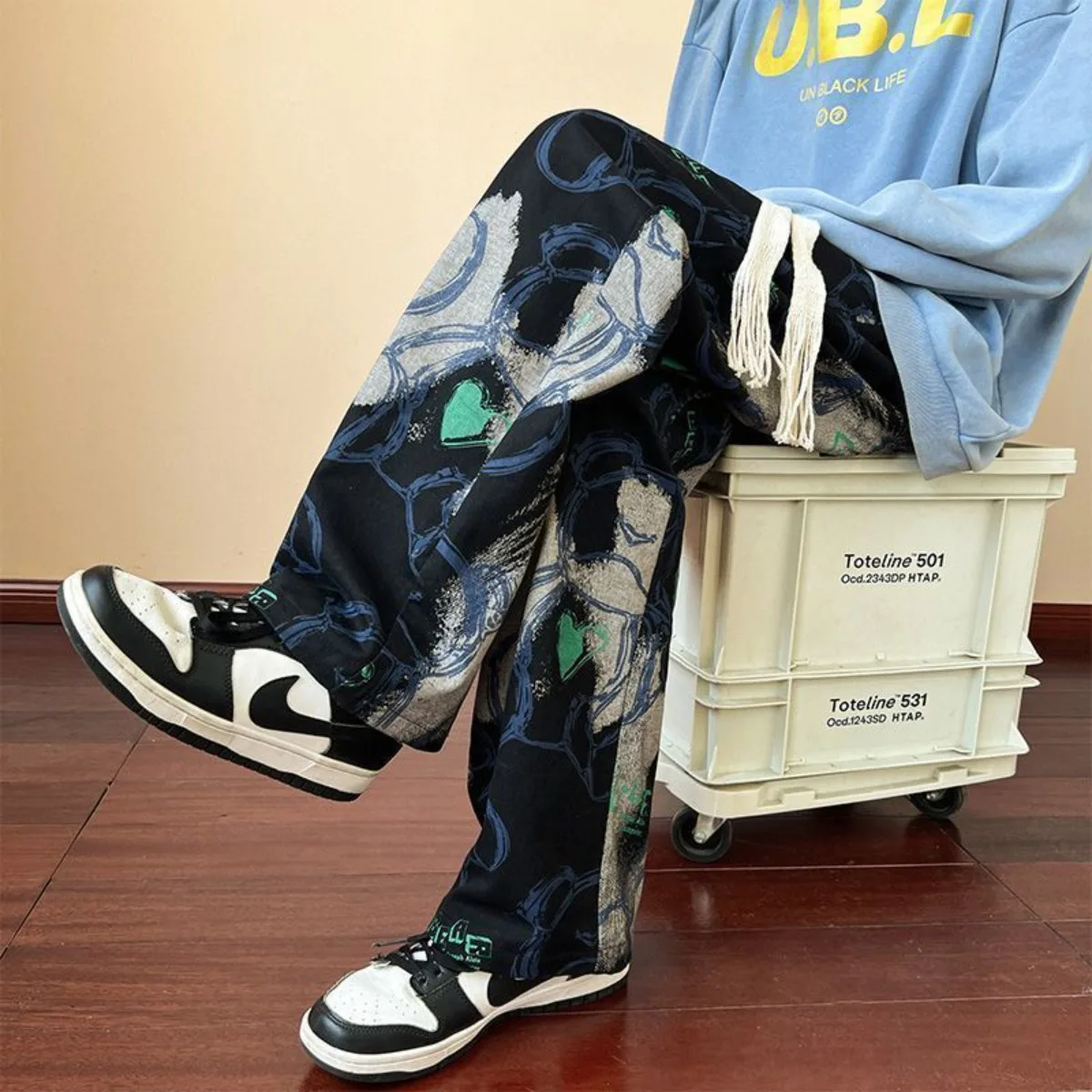 ملابس رجالية كاجوال جديدة ممتازة صيفية رياضية خفيفة الوزن ورقيقة وطباعة سراويل طويلة مستقيمة الساق مريحة الاتجاه قابلة للتنفس