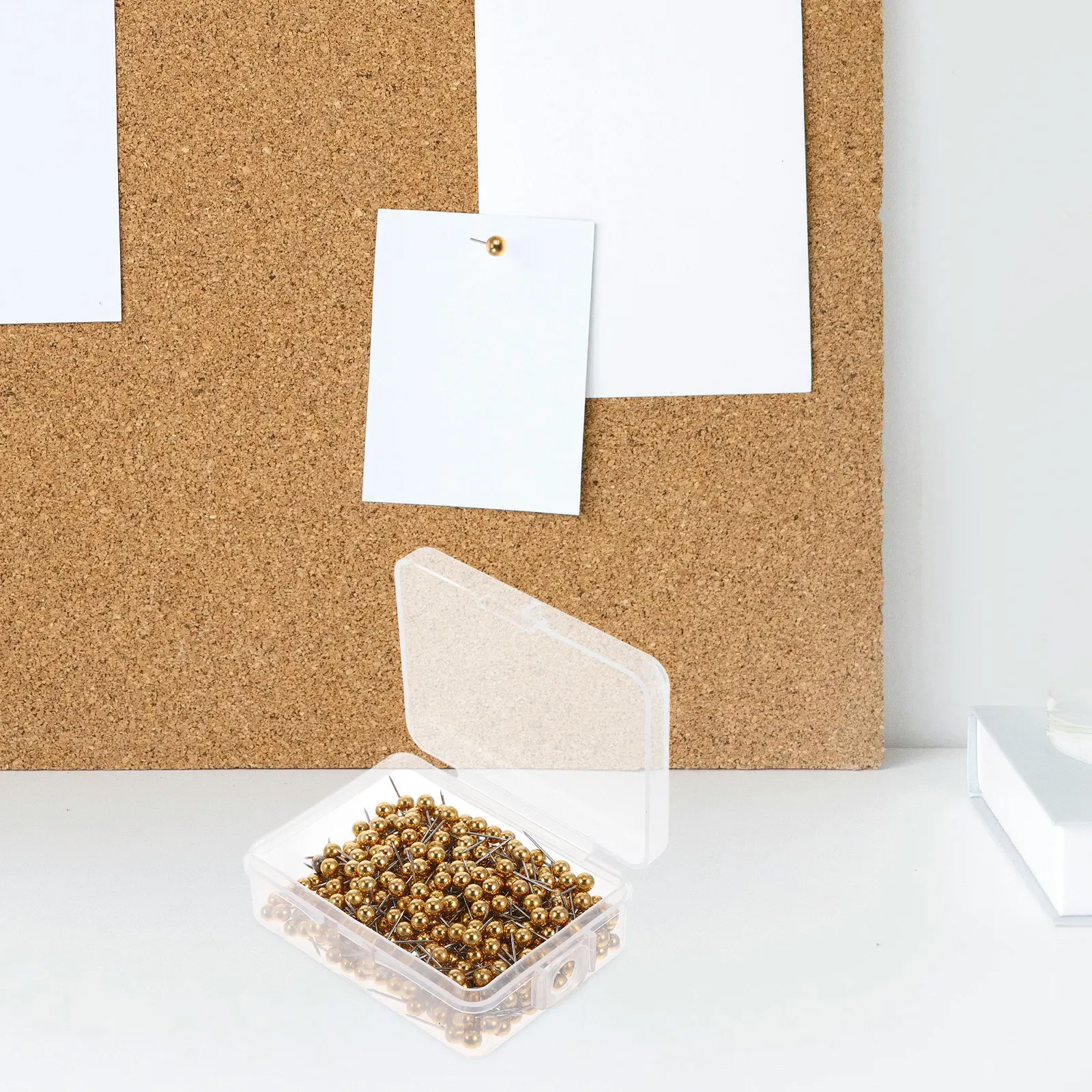 

400 шт. пластиковых кнопок-гвоздиков с круглой головкой для досок объявлений, пробковых досок, офиса, школы, дома, золотистого цвета, усиленные