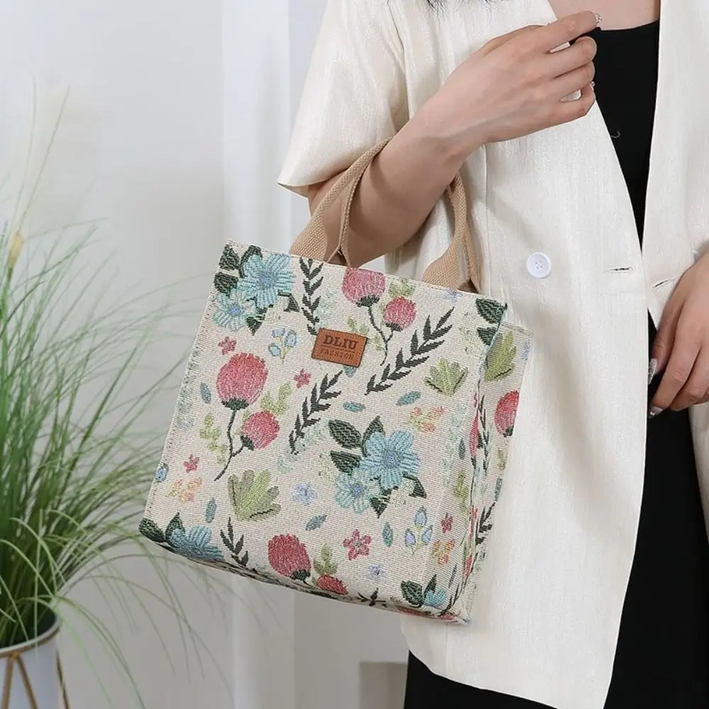 Reusable insulated lunch tote