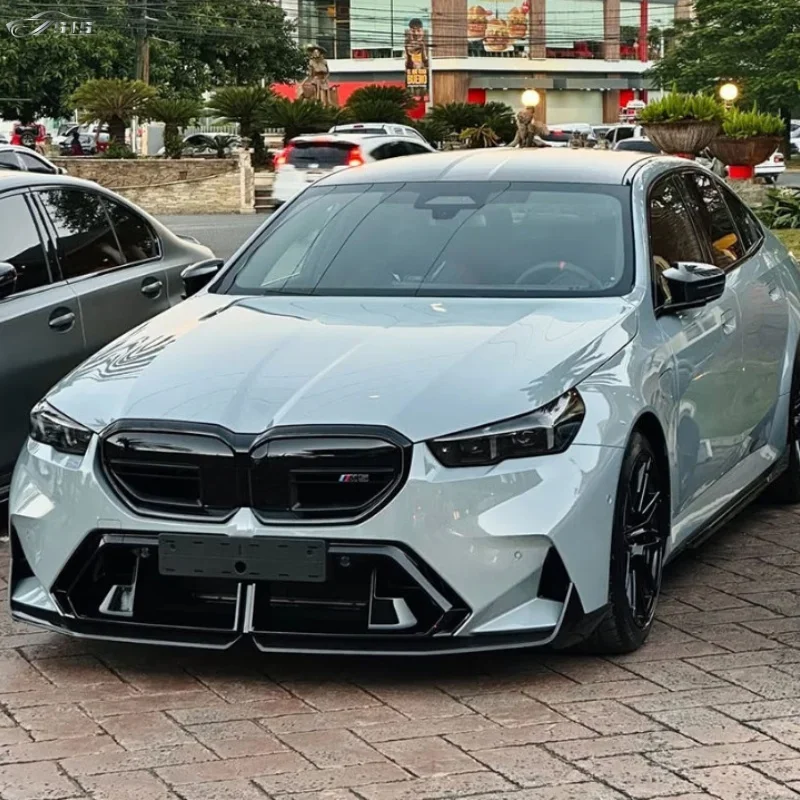 

FORMp Style G90 Carbon Fiber Body Kit With Front Lip Side Skirt Rear Diffuser Spoiler For M5 G90 G99 2025+ Car Bumpers
