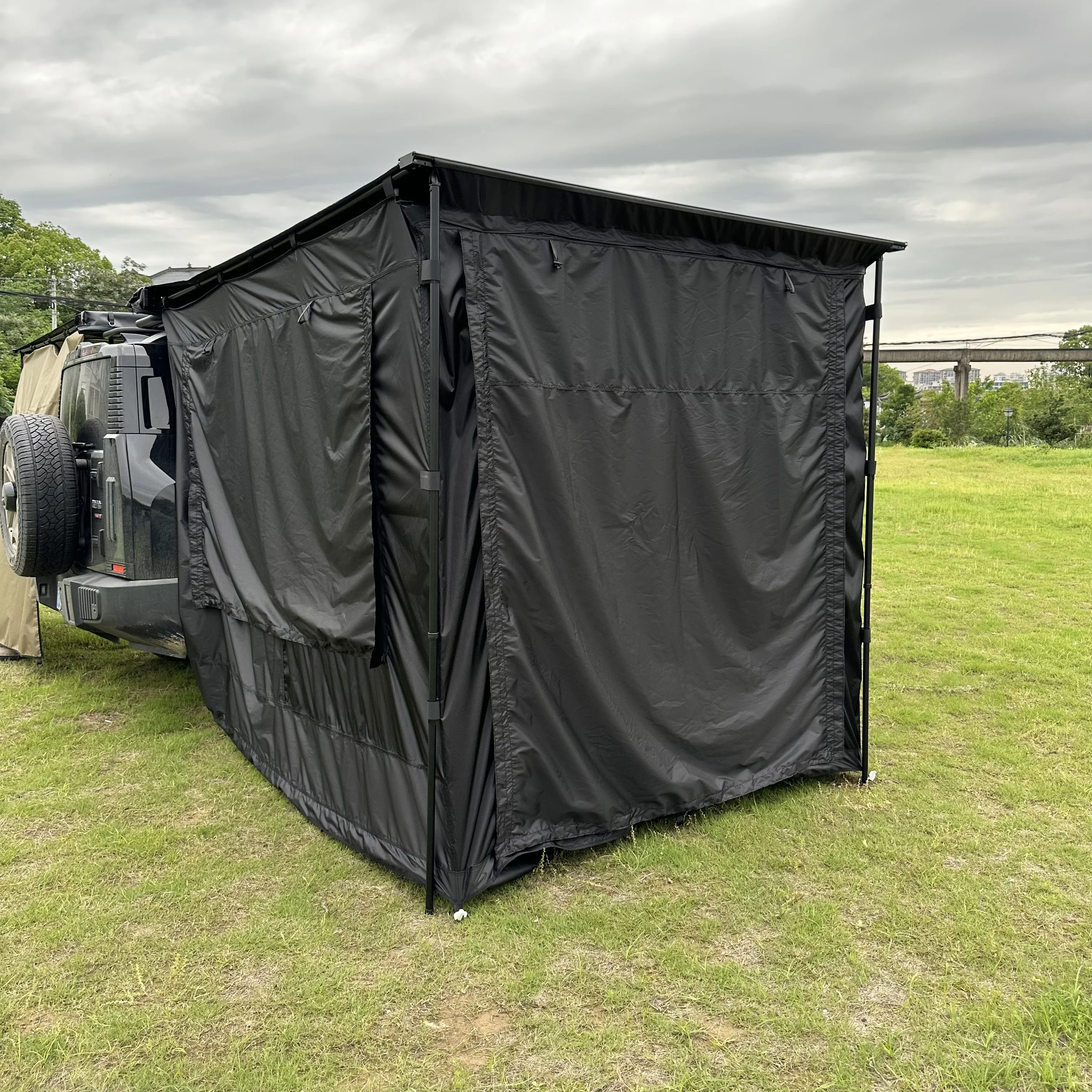 

Factory Wholesale Customized Summer Car Tent with Oxford Fabric Hard Aluminum Shell and One Bedroom Structurecustom