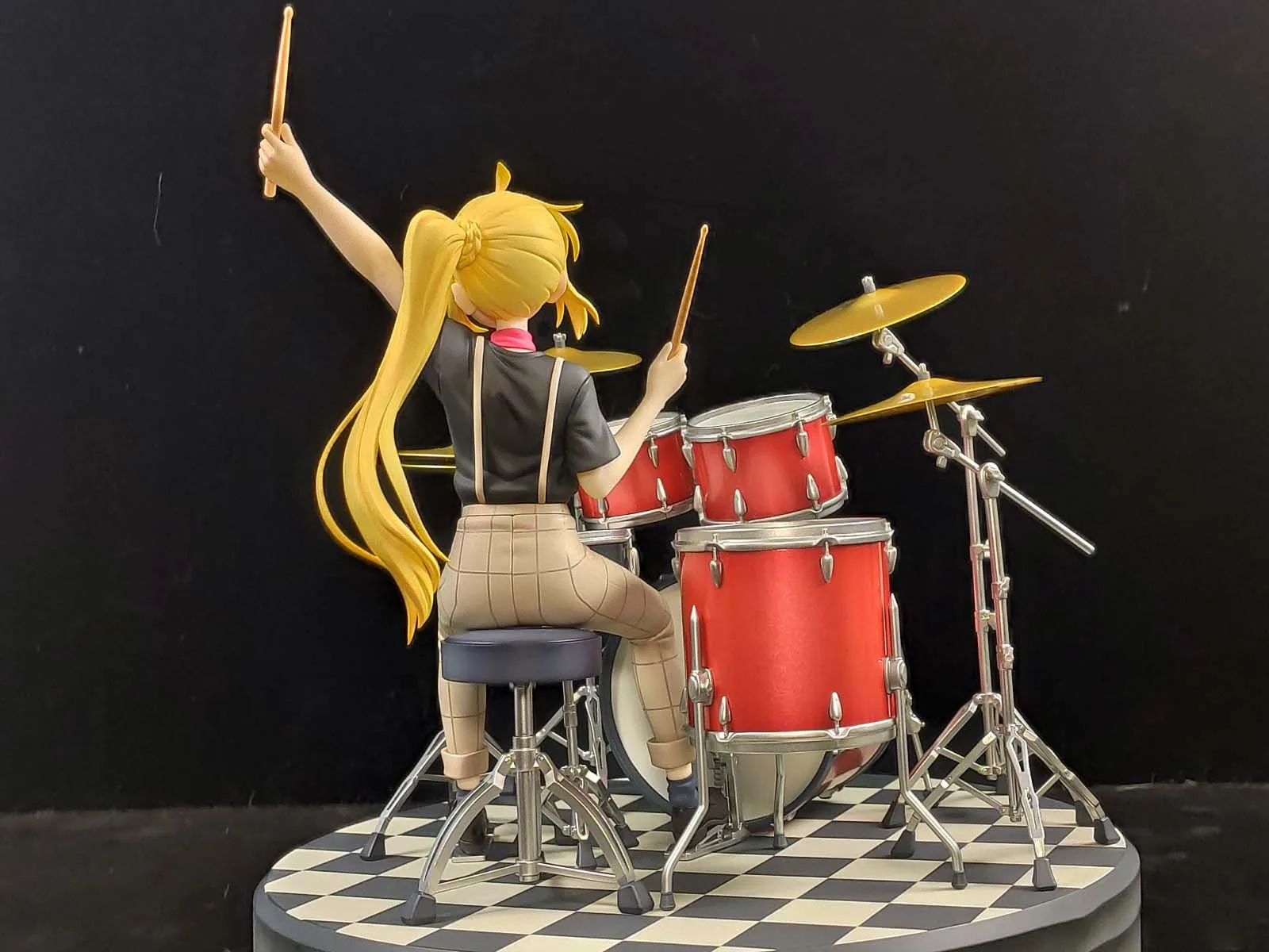 In Stock Genuine Claynel Bocchi The Rock Nijika Ijichi Figure Anime Model Toy