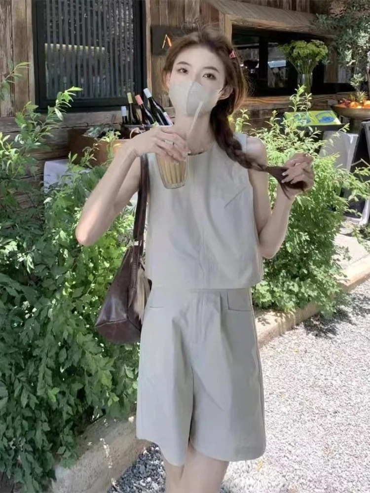 Youthful Women Summer Set Short Sleeveless Top High Waist Loose Wide Leg Shorts For Petite Tea Style New Arrival