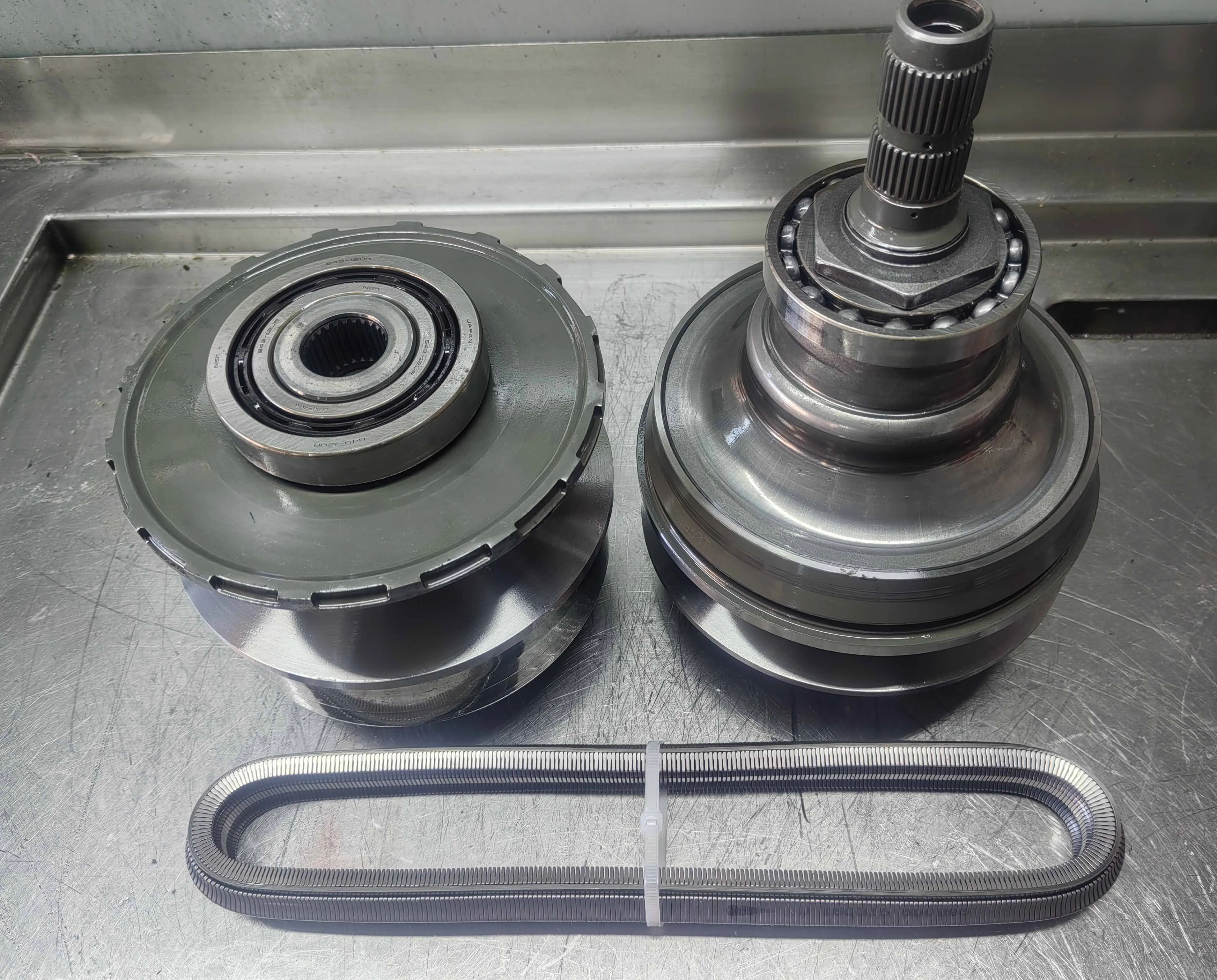 Car Transmission Parts K114 K115 CVT Chain Pulley Kit RAV4 C-HR NX200 UX200 Gearbox Pulley Assembly