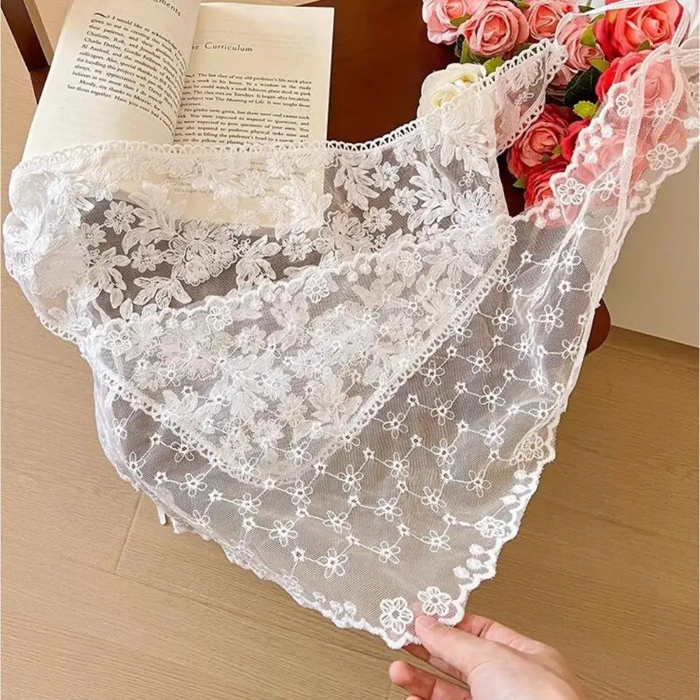 

Hot French Retro Floral Lace Hair Scarf White Triangle Bandanas Headscarf Four Seasons Sweet Hair Bands Fashion Hair Accessories