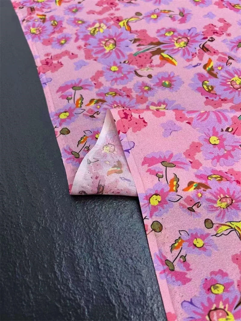 Roze Klassieke Daisy Zomerkleding Crêpe Stof Europese Amerikaanse Merk Handgemaakte Diy Damesjurk Gemaakt Van Moerbei Zijde Stof