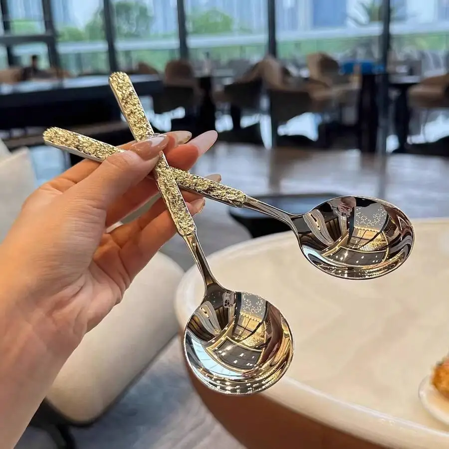 304 Stainless Steel Hammered Pattern Spoon Long Handle Round Bowl For Eating Stirring