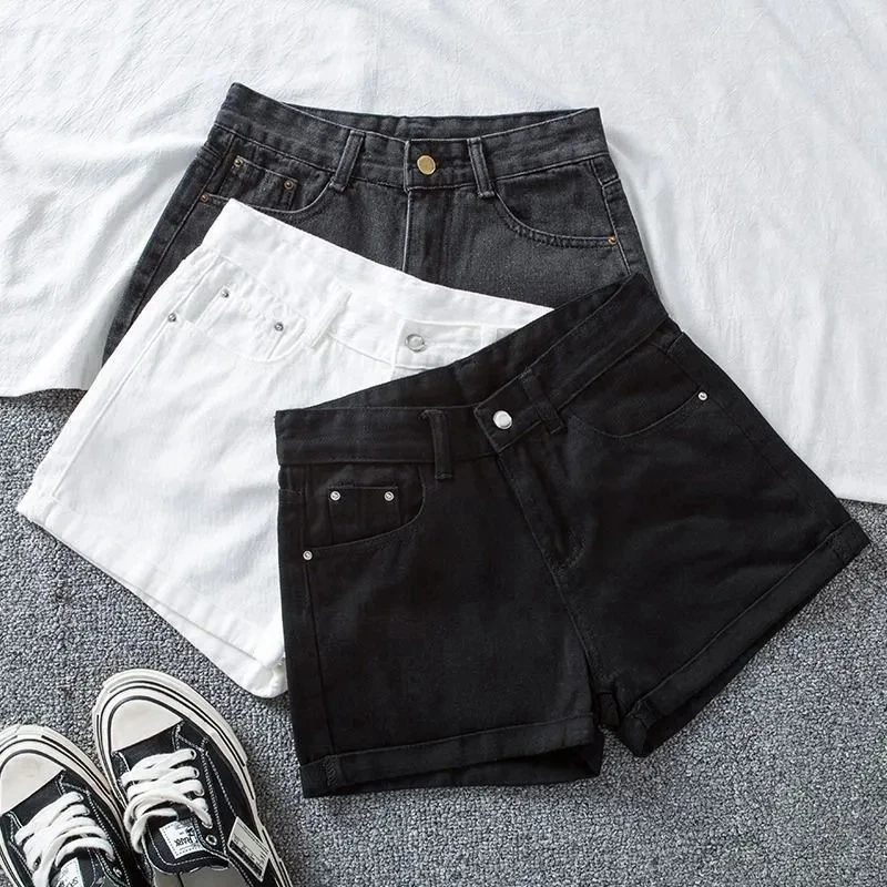 

Белые джинсовые шорты для женщин, лето 2025, свободные, широкие, прямые, с эффектом похудения, с отворотами, повседневные, короткие джинсы