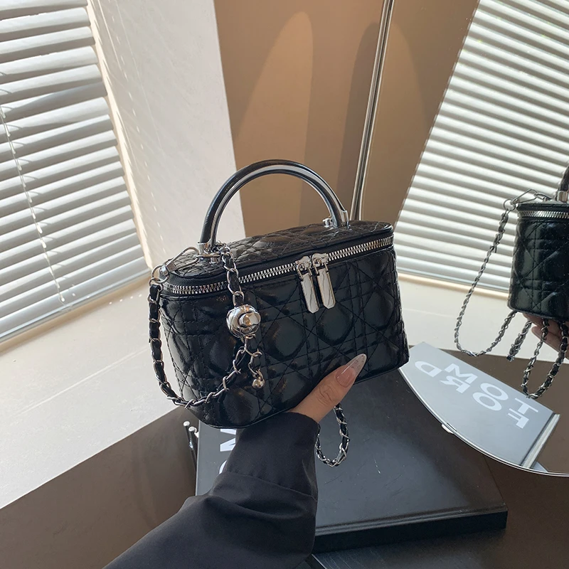 

Chic Leather Tote Bag For Women, Classic Shoulder Bag With Pocket, Elegant Crossbody Handbag Fashionable