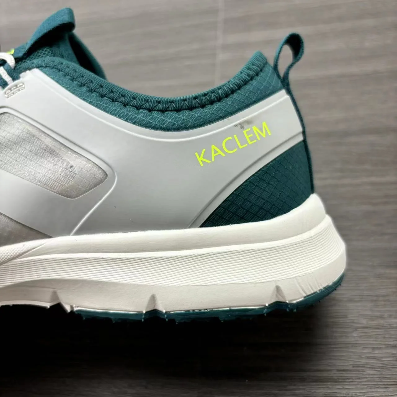 New 2025 summer hot sale neutral wear-resistant lightweight breathable mountaineering leisure hiking shoes very good