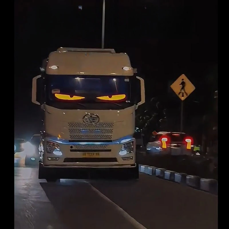 

Грузовик, автомобиль, глаз дьявола, светодиодная пиксельная панель, пульт дистанционного управления, мягкое складное освещение, панель на колесиках лобового стекла