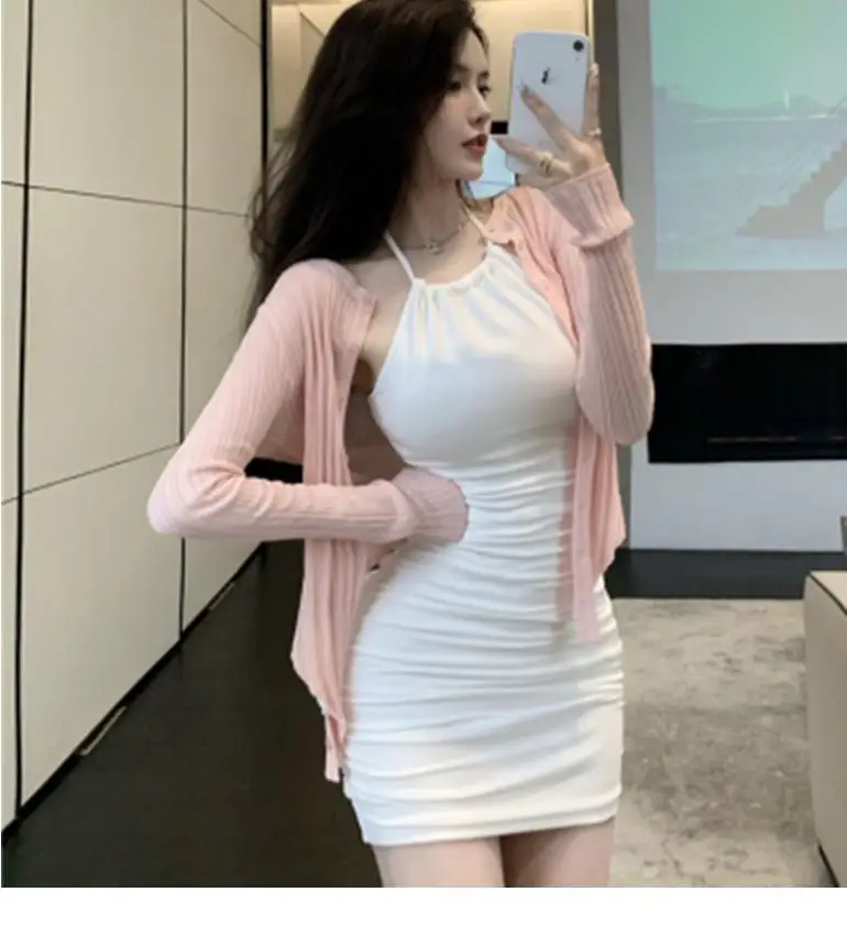 Damen Sommer Neckholder-Cami-Kleid, Figurbetont, mit Stretch-Bund, Süßer Y2K Spicy Girl Stil, Kurzes Kleid, Elegant, Lässig D – Detail 9