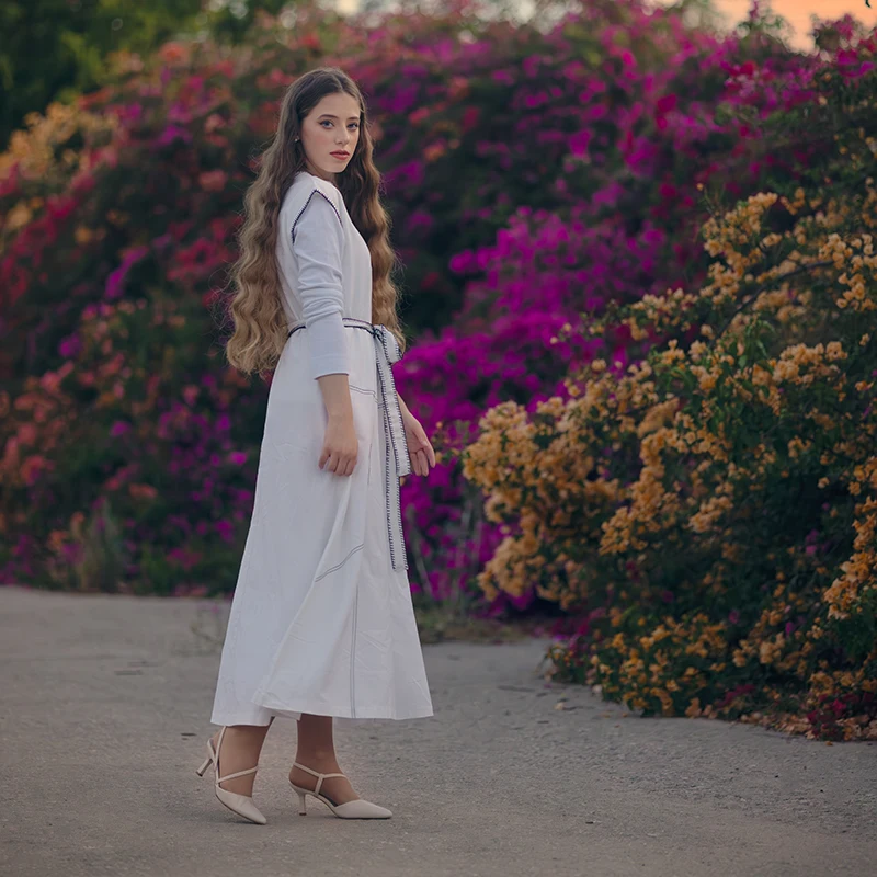 

Women wrap dress maxi white color with contrasted special decoration stitching girl sleeveless cotton linen fabric waist belt