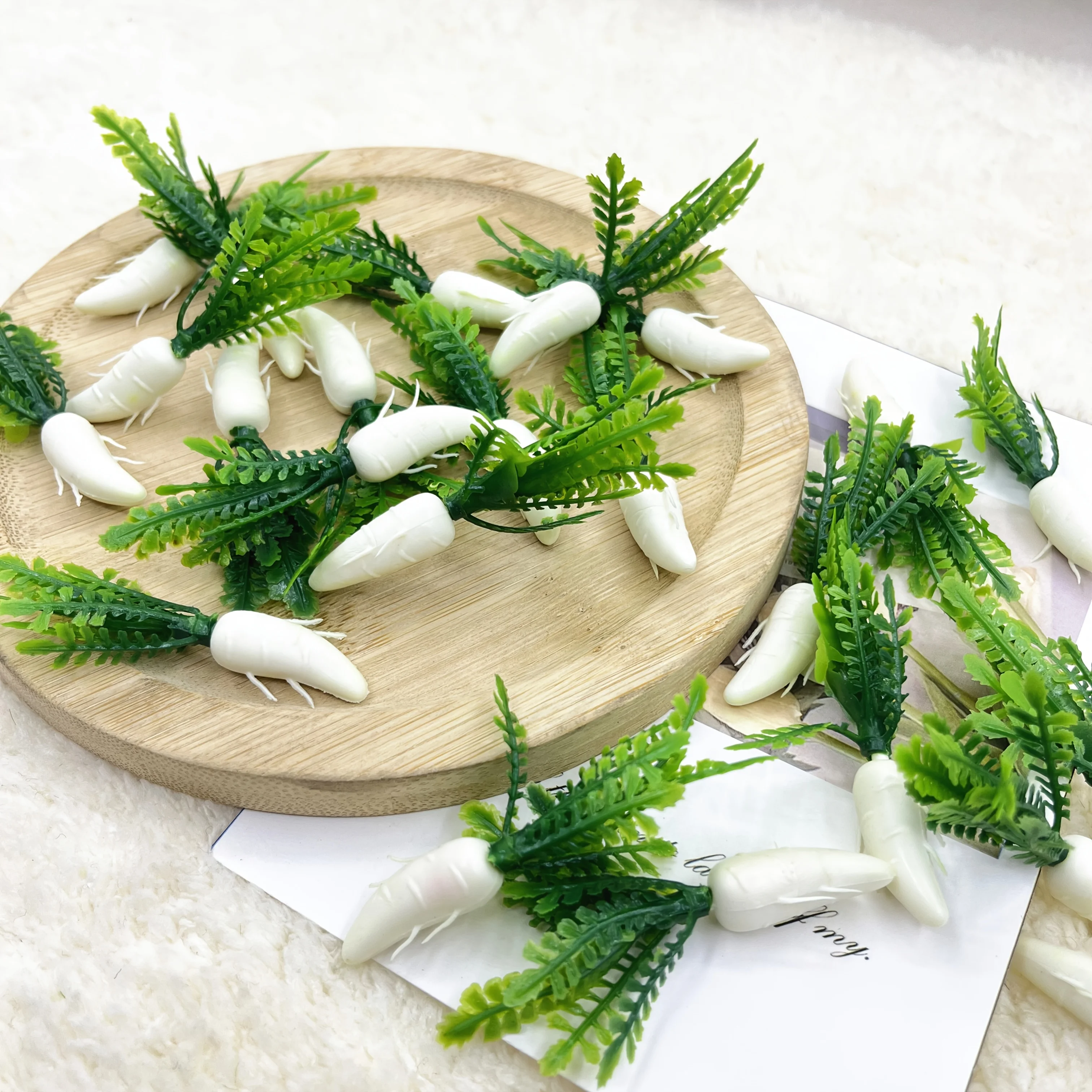 10 Stück Künstliche Karotten, Mini-Plastik-Radieschen, Dekoration, Mini-Karotten für Ostern, Geburtstagsfeier, Heimdekoration, Kreative Foto-Requisiten – Detail 4