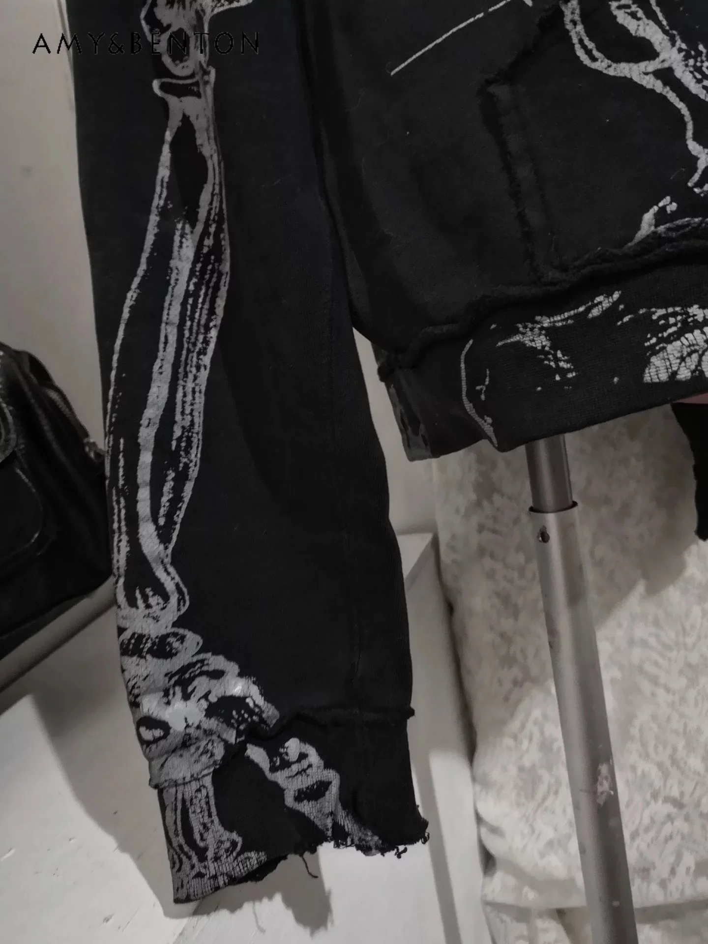 الأصلي الحلو كول الأسود المطبوعة ثقافة فرعية البلوز المرأة الأمريكية الرجعية الوقوف طوق الشارع فضفاض عادية زمم هوديي