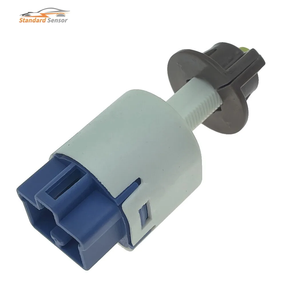 

84340-69015 NEW Stop Lamp Switch 4534-54 71742588 84340-69015 for Toyota CAMRY LAND CRUISER PRADO for LEXUS ES240/350 GX470