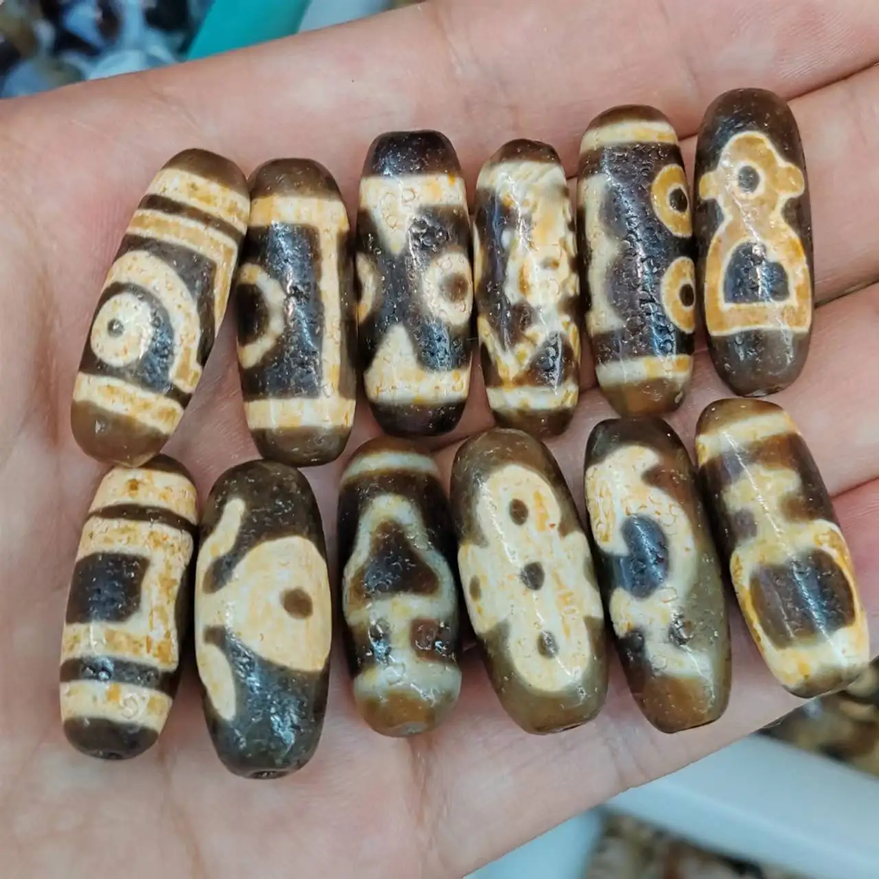 

Xizang Totem Horseshoe Pattern Weathering Infiltration Calcification Agate Beads Necklace Pendant Diy Accessories