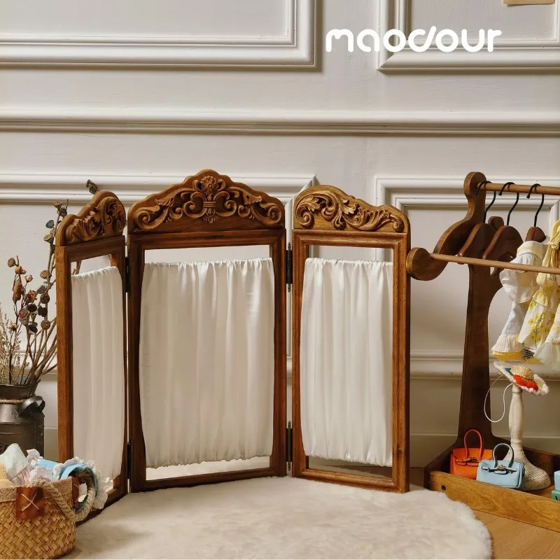 Satin engraved screen | Original foldable pet store cat and dog partition set setting