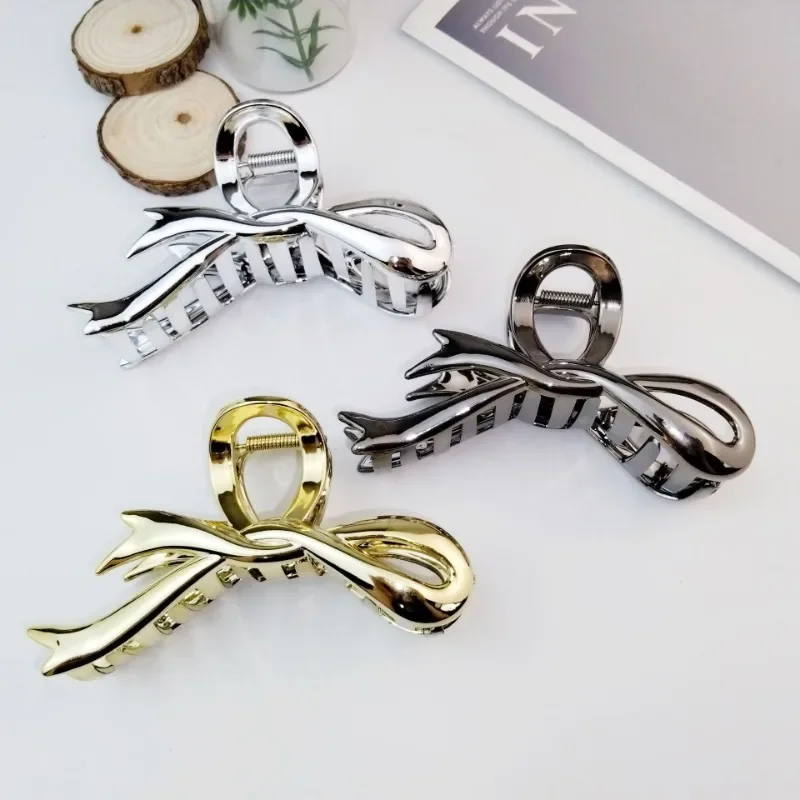 

1/2Pcs Geometric Metal Bow Hair Claws for Women Gold Silver Black Bowknot Hair Clip Thick Thin Head Hair Accessories Crab Clamp