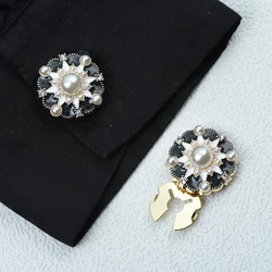 ICEYY2pcs/lot CC pearl Cufflink Button Covers For Shirt Blossom Button Clip Sleeve Buttons Fashion Girls' Gifts Tux Cufflinks
