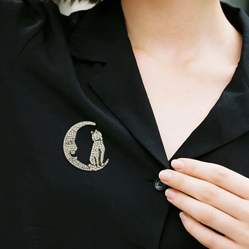 Vollmond-Katzenbrosche, kreativ, schwarz und weiß, zweifarbig, niedliche Katzennadel, modische und vielseitige Kleidungsaccessoires, Kragennadel