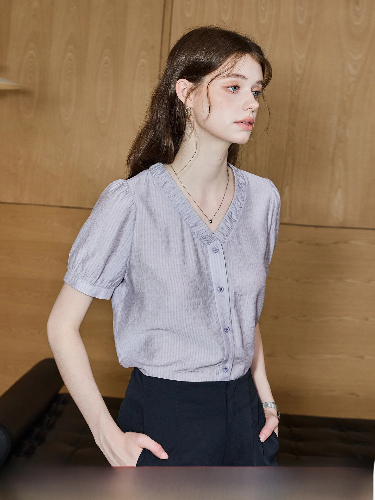Soft Pastel V-Neck Short Sleeve Shirt Women's Commute Style Wooden  Stripe Pattern Office Wear Summer Slimming Outfit