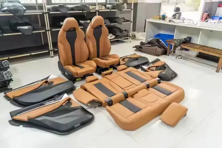 Luxury Upgrade Kits VIP Rear Seat With Electric Headrest Leg Support Customized For BMW M3 M5 X3 X5 X7