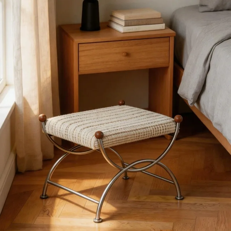 Modern Minimalist Stool Entrance Door Metal Luxury Shoe Changing Stool Bedroom Comfortable Pouffe Makeup Chair Interior Decor