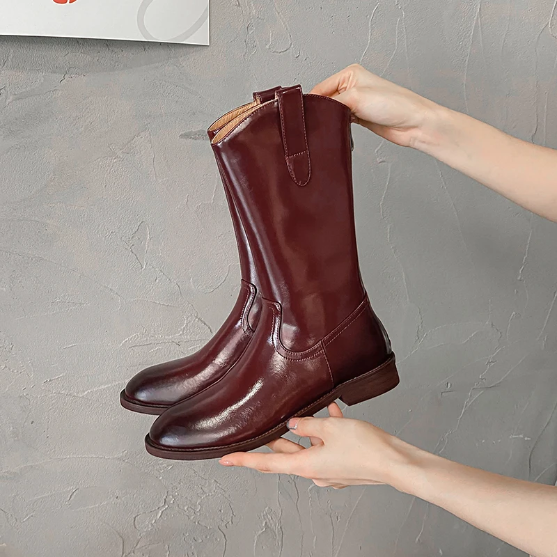 

Новинка 2025, осенне-зимняя женская обувь из спилка, ботинки до середины икры на низком каблуке, пикантные черные винно-красные модные ботинки без шнуровки с круглым носком