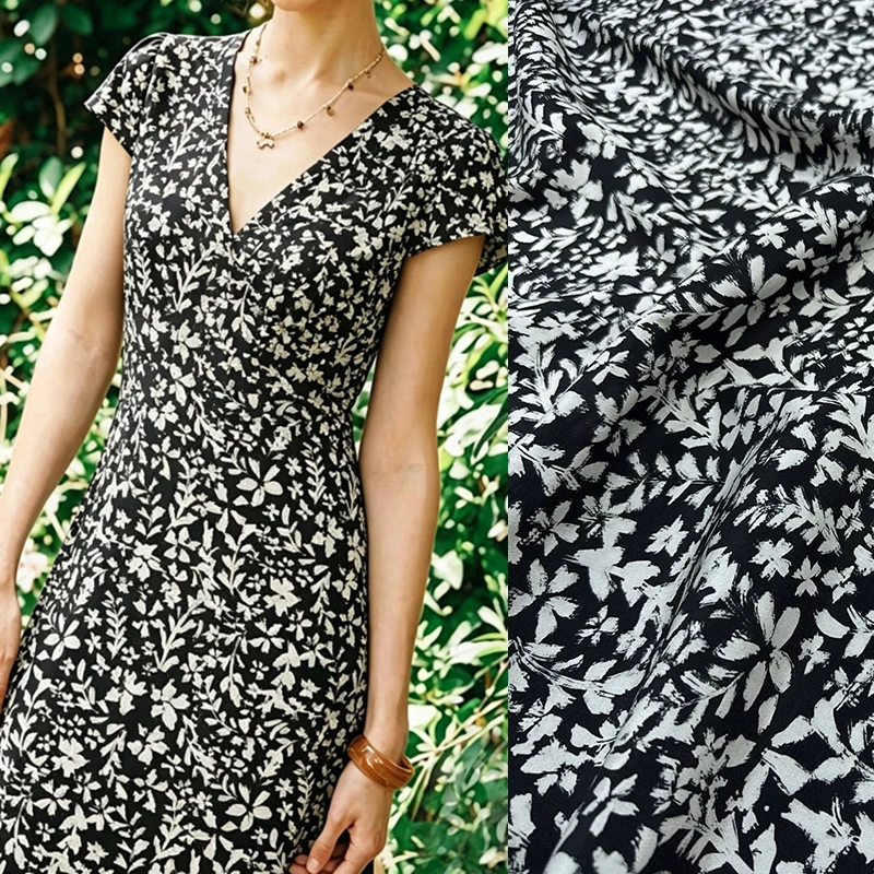 140CM Wide 18MM Small Floral Printed Stretch Black Silk Crepe de Chine Fabric for DIY Sewing Summer Dress Skirt Pajamas FR6993