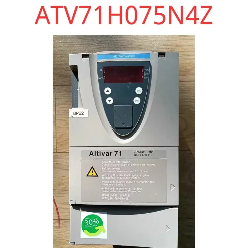 

Second-hand test OK Inverter ATV71H075N4Z 0.75KW 380V