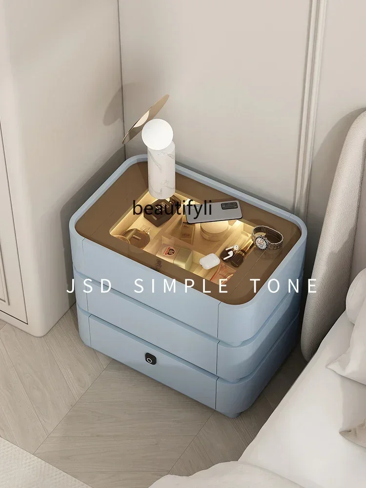 French cream wind bedside table lamp integrated with lock pure solid wood master bedroom light luxury high sense