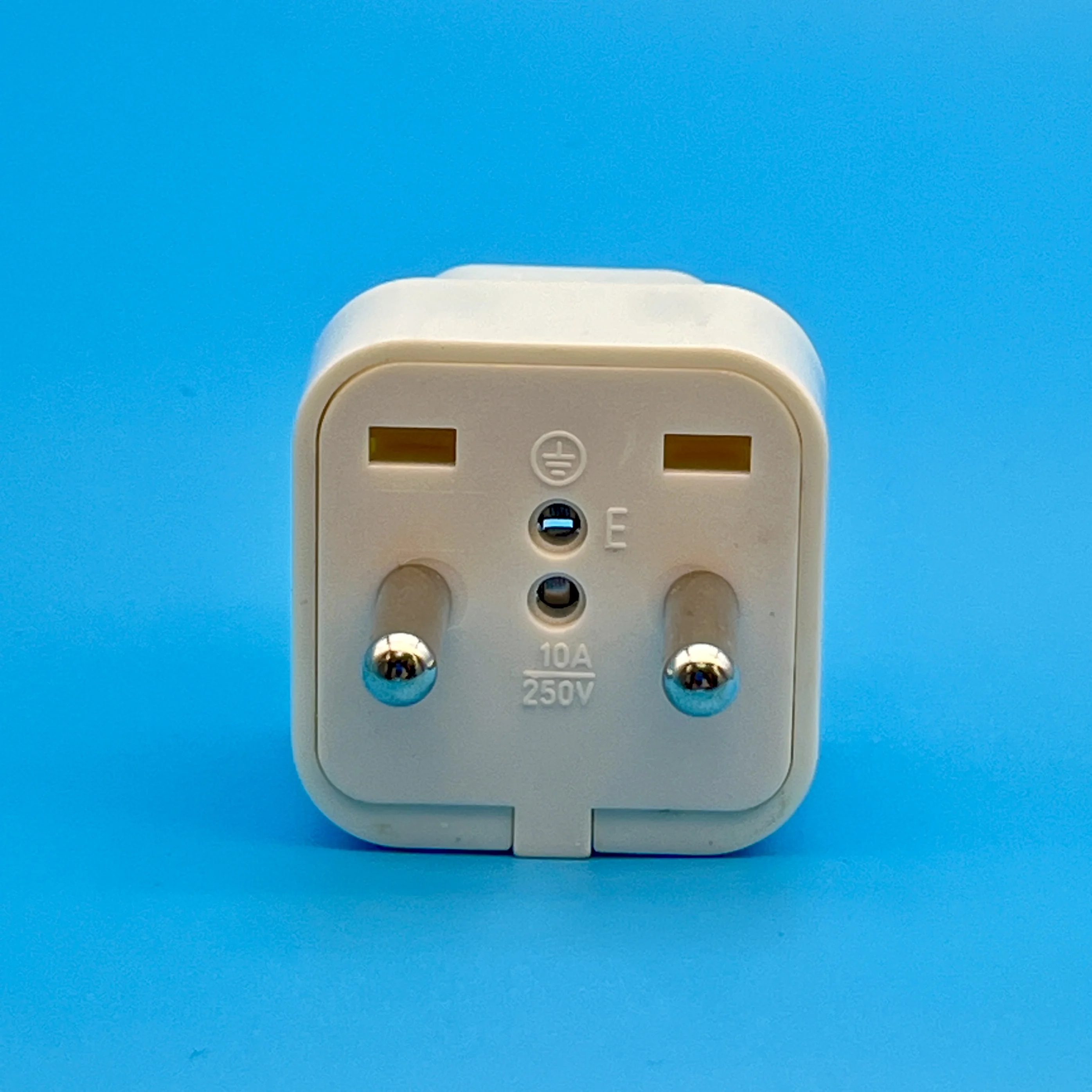 Enchufe de pared de 10 A con certificación CE, tipo enchufe UE, enchufe tipo C.