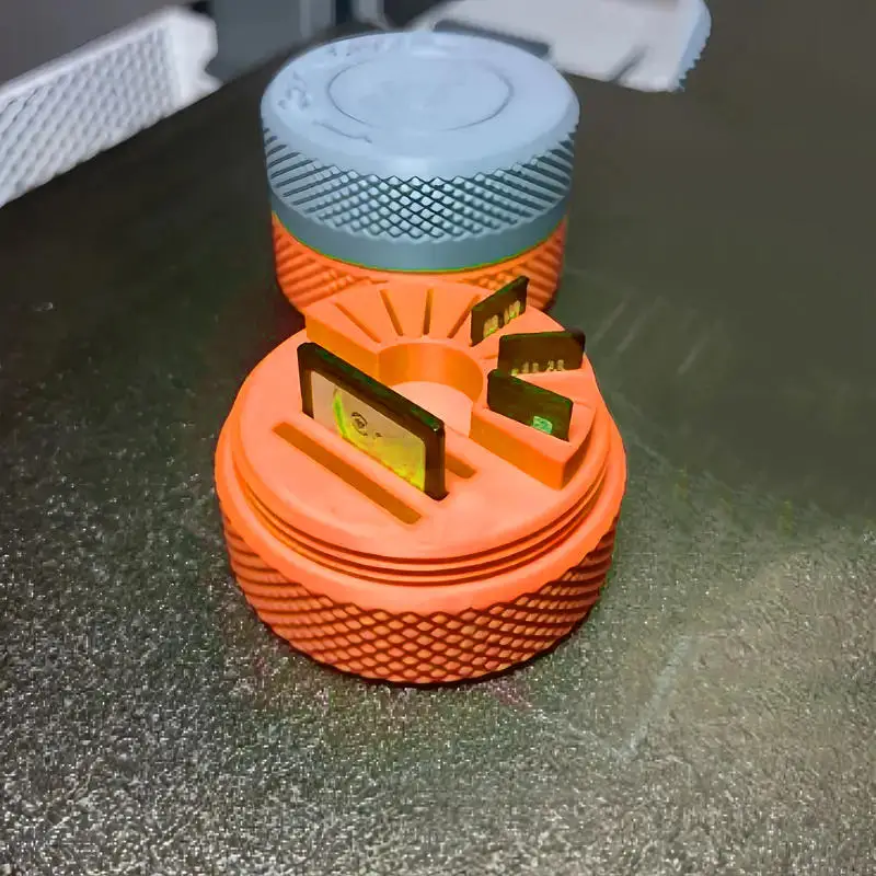 صندوق تخزين بطاقات Sd مطبوع ثلاثي الأبعاد صندوق تخزين بطاقات Tf محمول منظم بطاقة الذاكرة صندوق مستدير