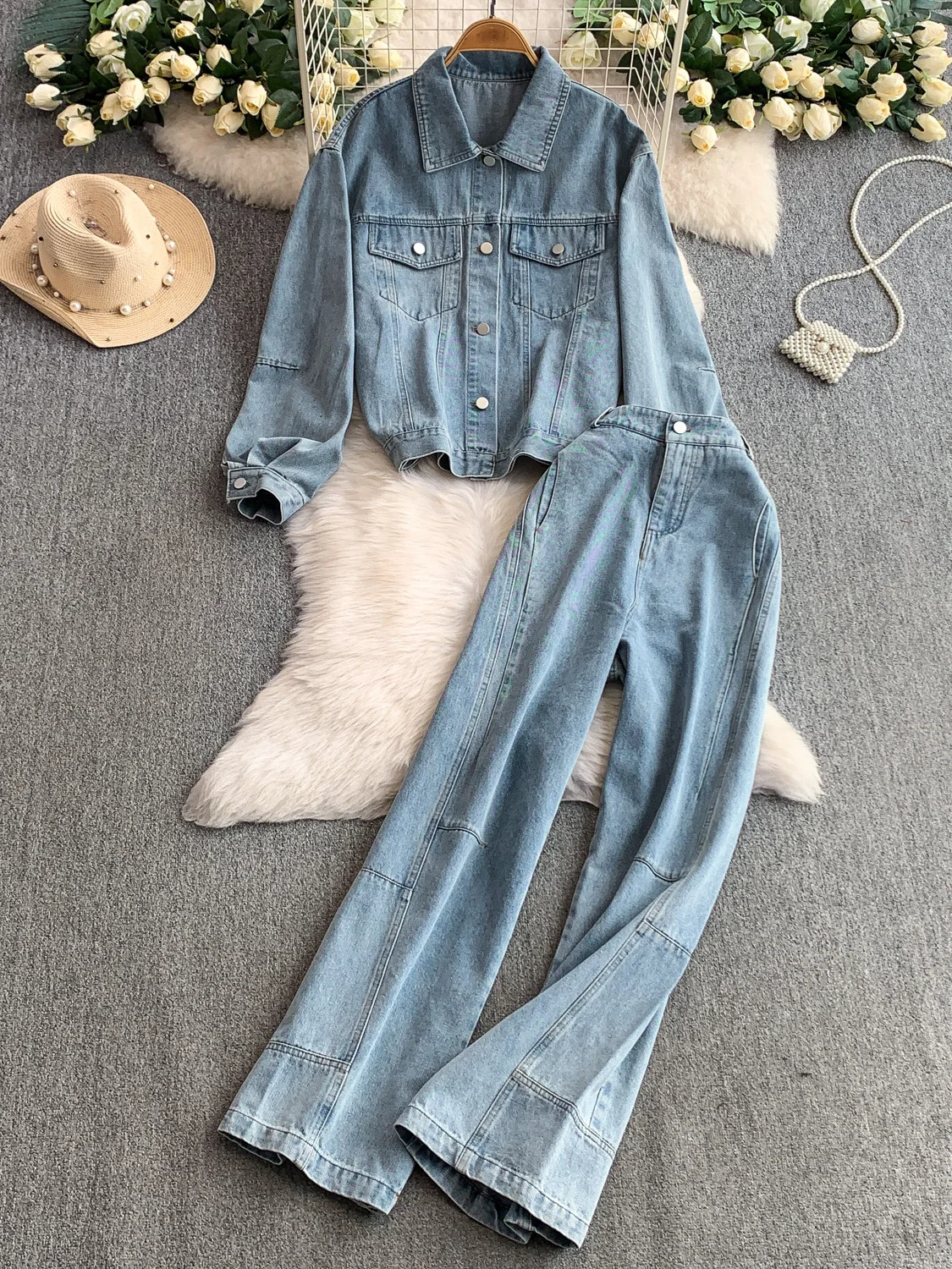 

Retro Blue Denim Waist-Cinching Single-Button Long Sleeve Jacket High Waist Slim Wide Leg Bell Bottoms Two-Piece Set Women's ...