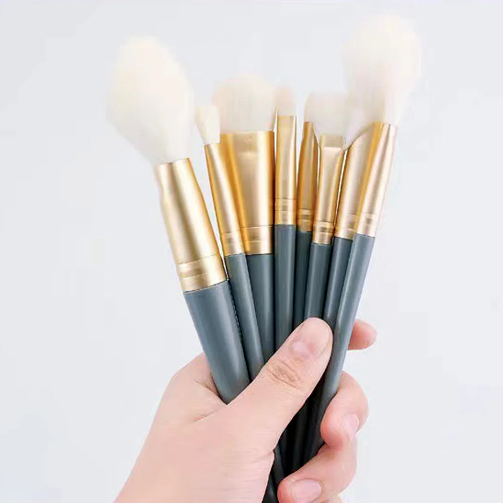 Universal Makeup Brush Portable Blush Eyeshadow Contouring Brush For Daily Makeup