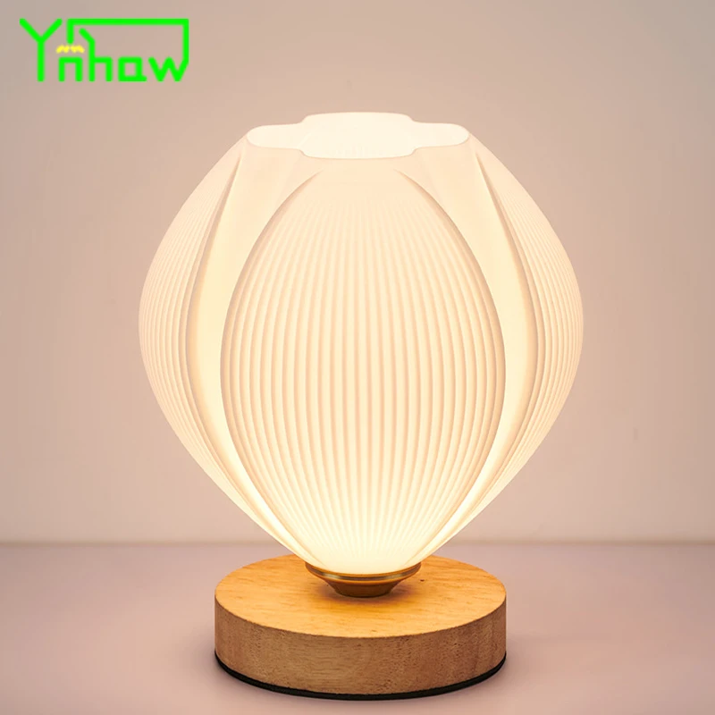 

Minimalist High-End Table Bedside Lamp Romantic Ambiance Plug-In Night Light for Bedroom