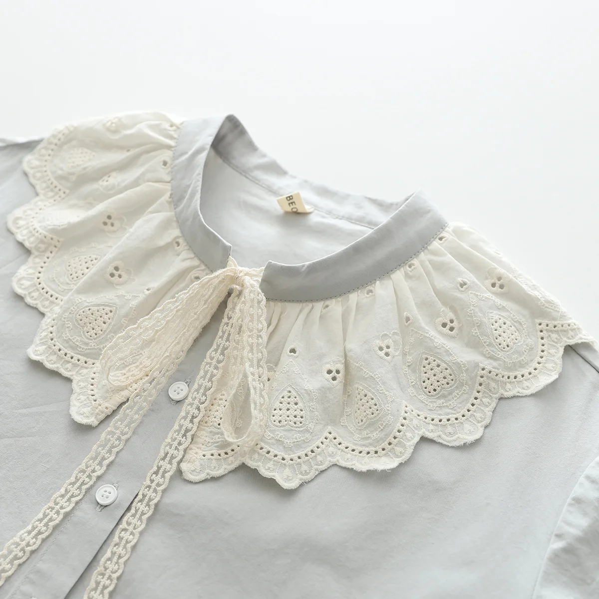 New Summer Cotton Short Sleeve Shirt Lace Stand Tops Girl Casual Vintage Chic Loose Commute Sweet Blouse 2024 Autumn T46979QC