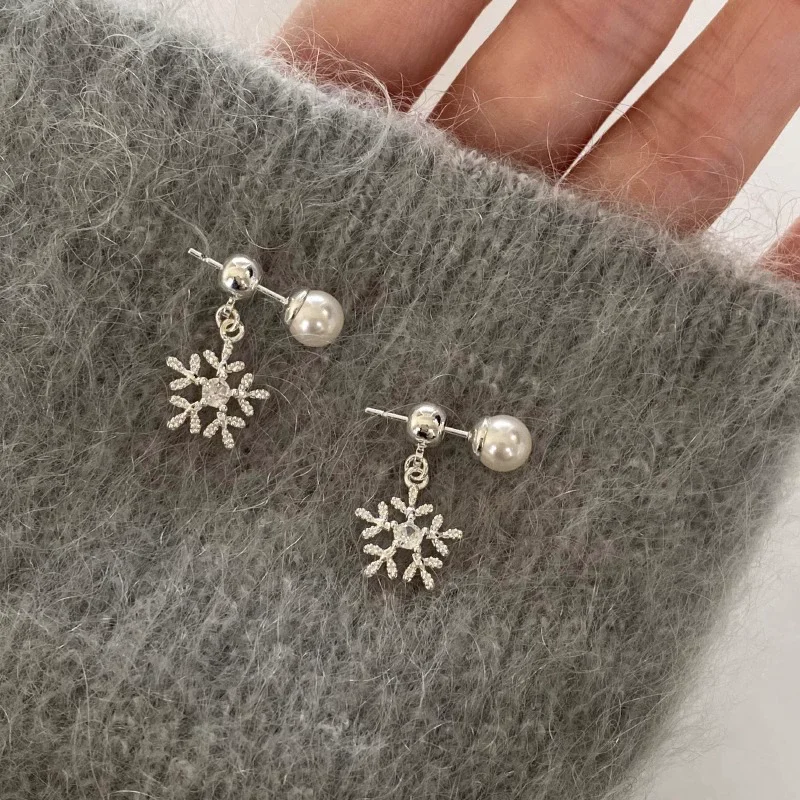 

Sweet Snowflake Pearl Stud Piercing Earrings For Women Fashion New Jewelry Accessories Party Gift серьги женские