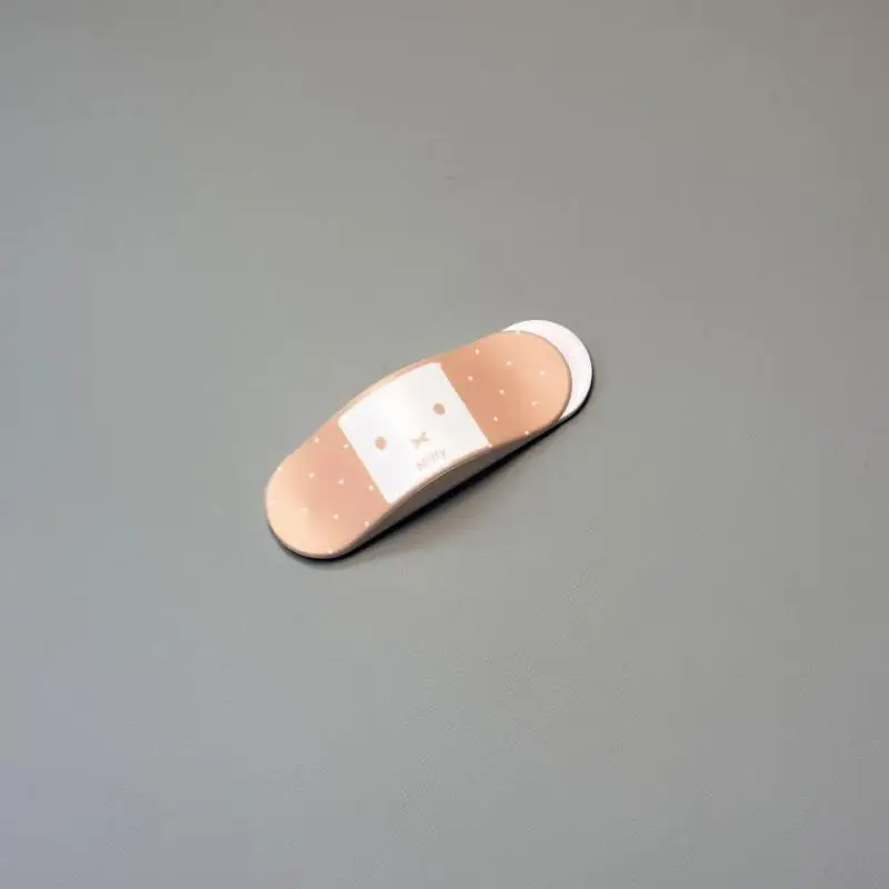 Miffy Cartoon Phone Stand Kawaii Miffy Rabbit Creative Push Pull Band Aid Bracket Push Pull Cute Desktop Stand Lazy People