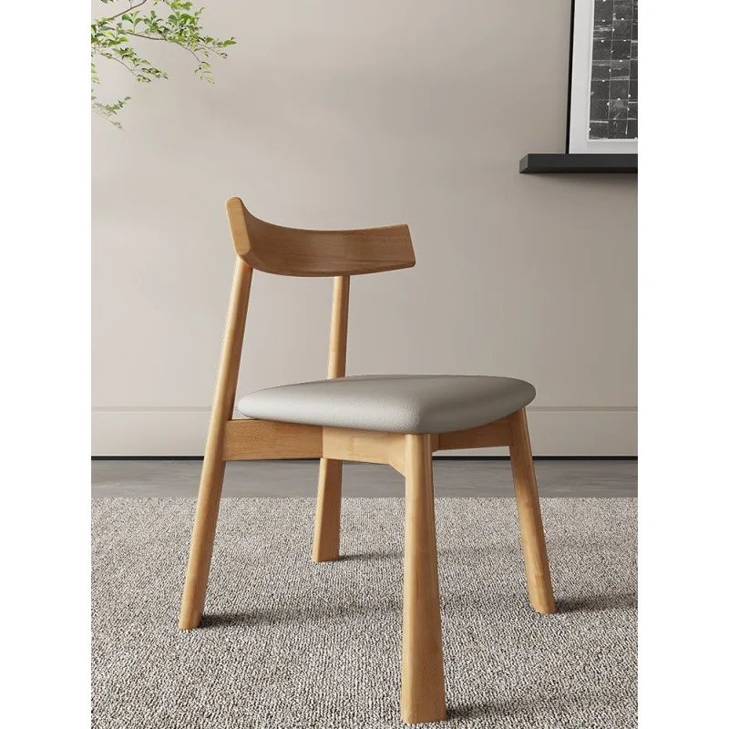 طاولة طعام وكراسي من الخشب الصلب الاسكندنافي مطعم منزلي كرسي خلفي ممتاز كرسي مطعم بسيط من العصور الوسطى