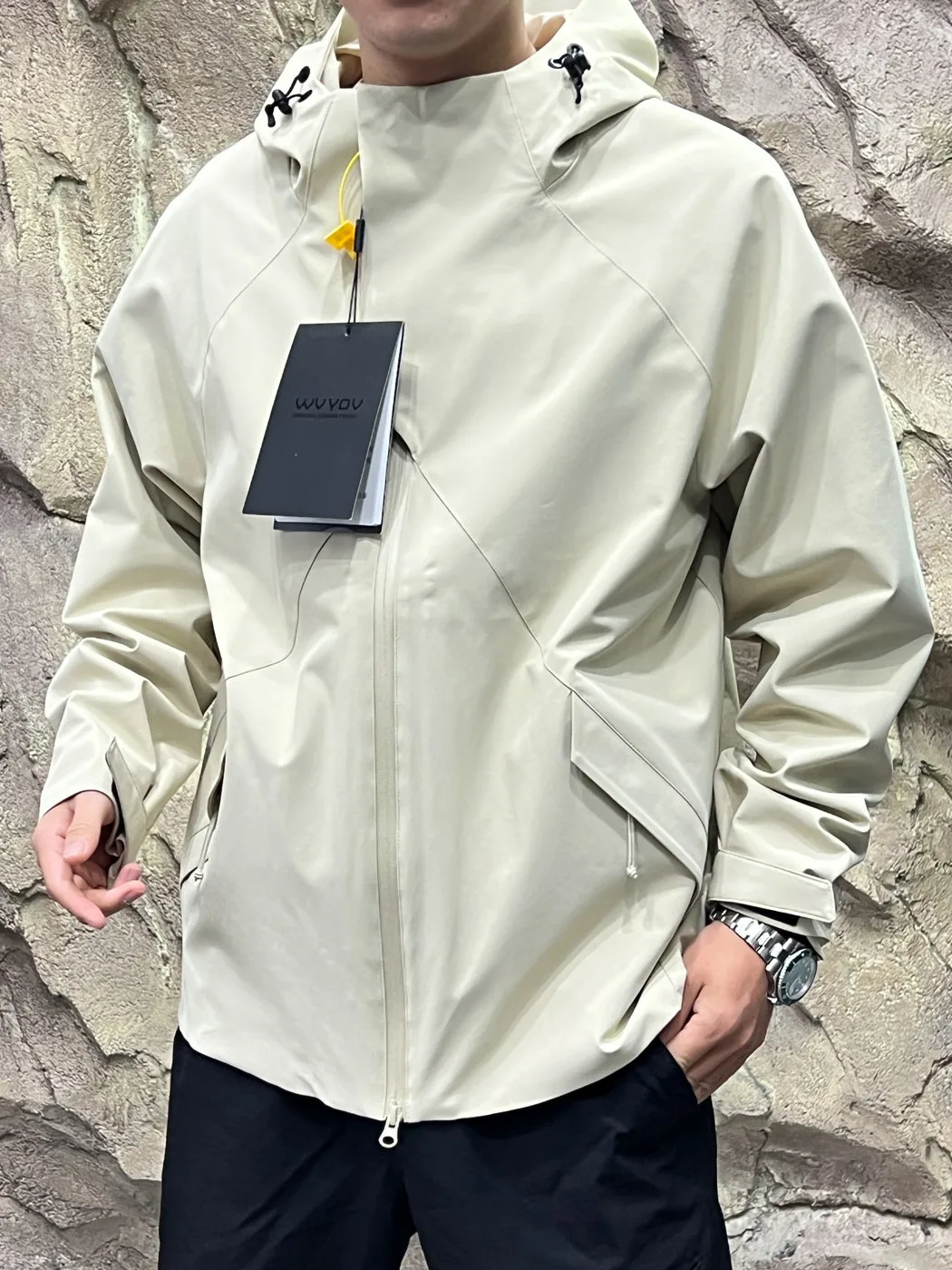 Outdoor Men's Softshell Jacket Full Body Taped Three-Proof Black Tech Autumn Winter Anti-Tear Standard Fit Polyester Fiber