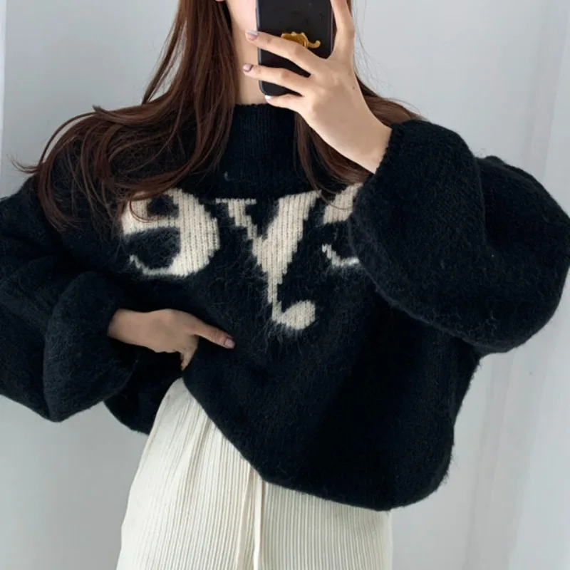 

O Neck Loose Soft Glutinous Knitted Jumpers 2024 Autumn Winter New Vintage Sweater Y2k Letter Design Sense Grunge Pull Femme