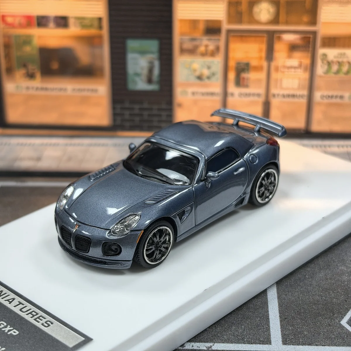 Miniaturas MK 1/64 HEC Pontiac GXP Solstice, Modelo de Auto de Colección Fundido a Presión, Regalos