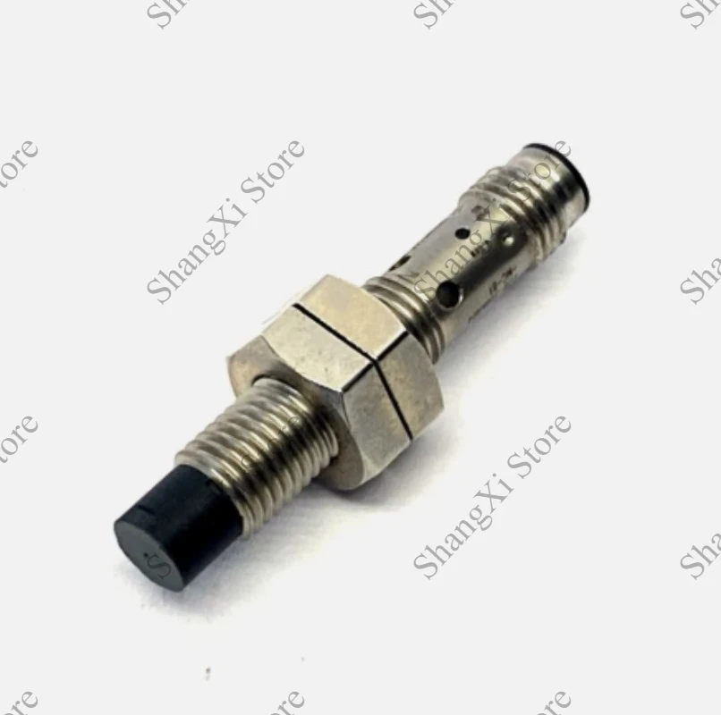 1PC Brand New E2B-S08KN04-MC-B1 Quality Assurance E2BS08KN04MCB1 Fast Delivery